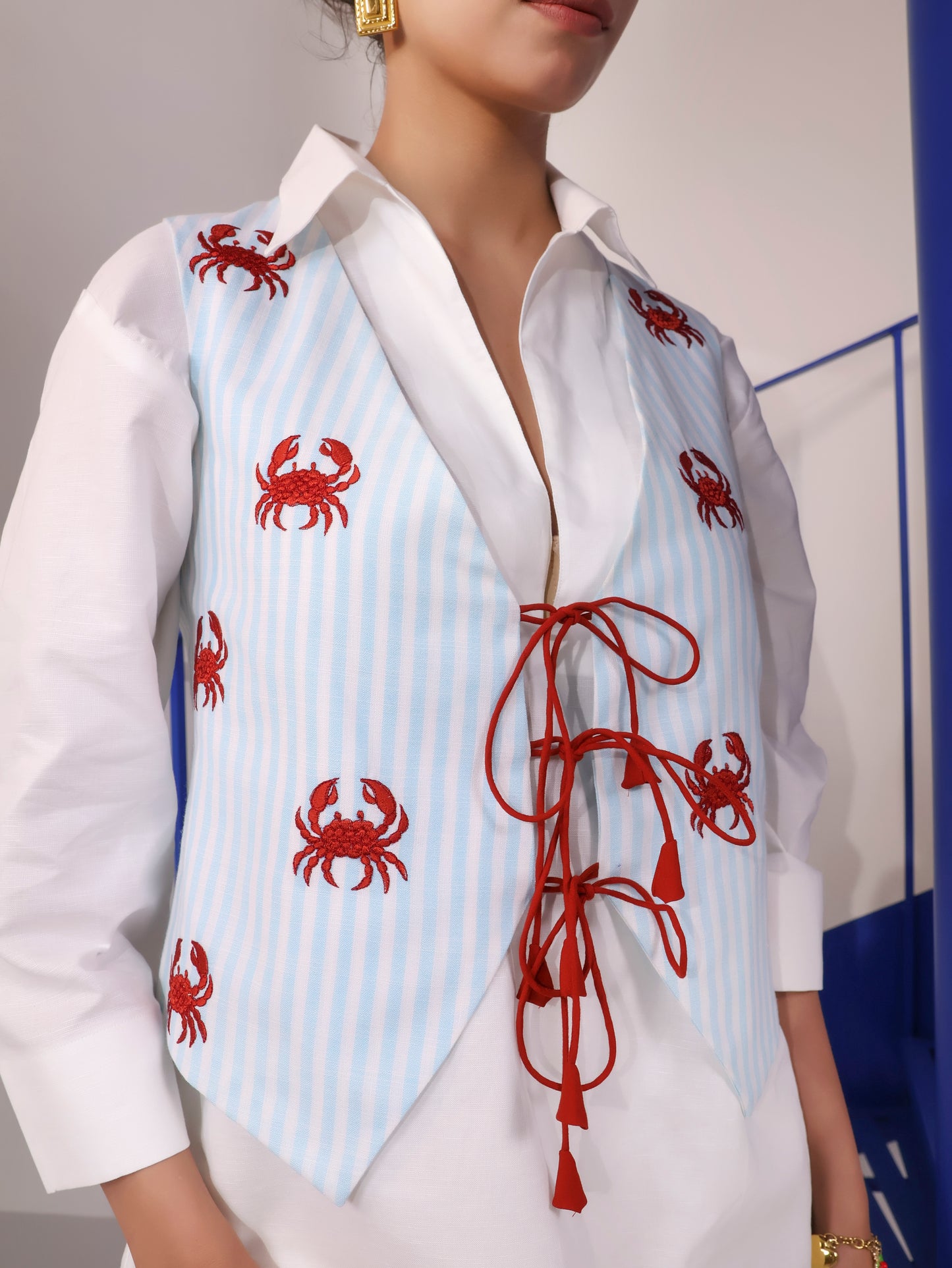 SHORE VEST