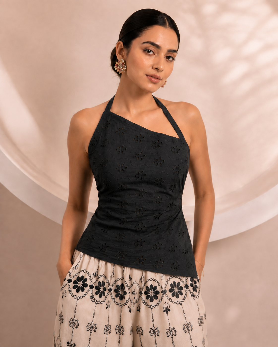 NOIR BLOOM TOP